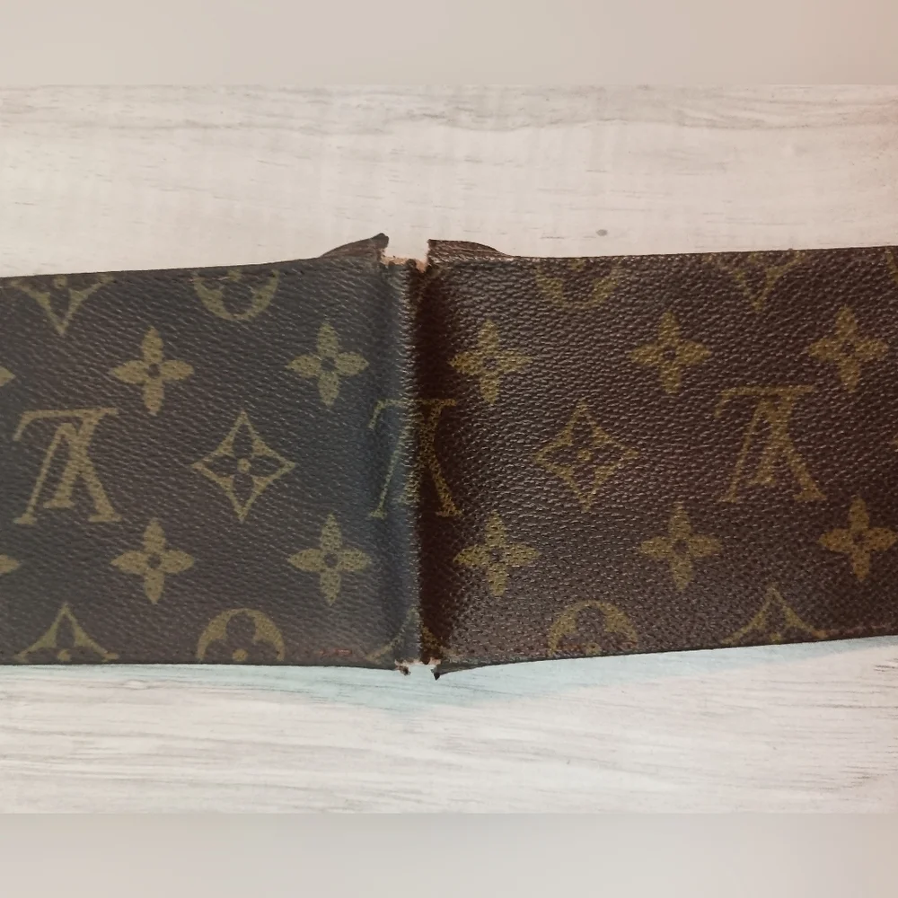 LOUIS VUITTON Monogram Porte Billet Carte Credit Marco
